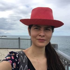 Meet your Posher, Andrea